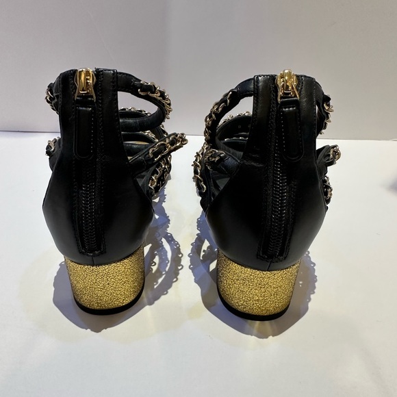 Chanel sandals - Picture 4 of 9